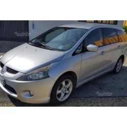 MITSUBISHI Grandis - 7 posti