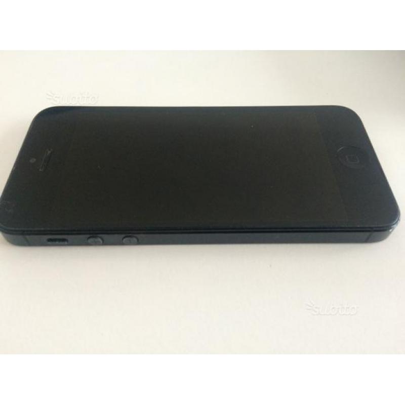 Apple iPhone 5 32GB nero usato