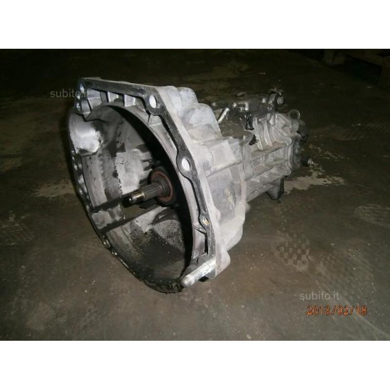 Cambio per Suzuki Jimny TD4 2004