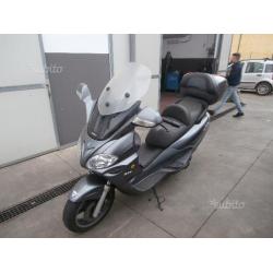 Piaggio x9 200