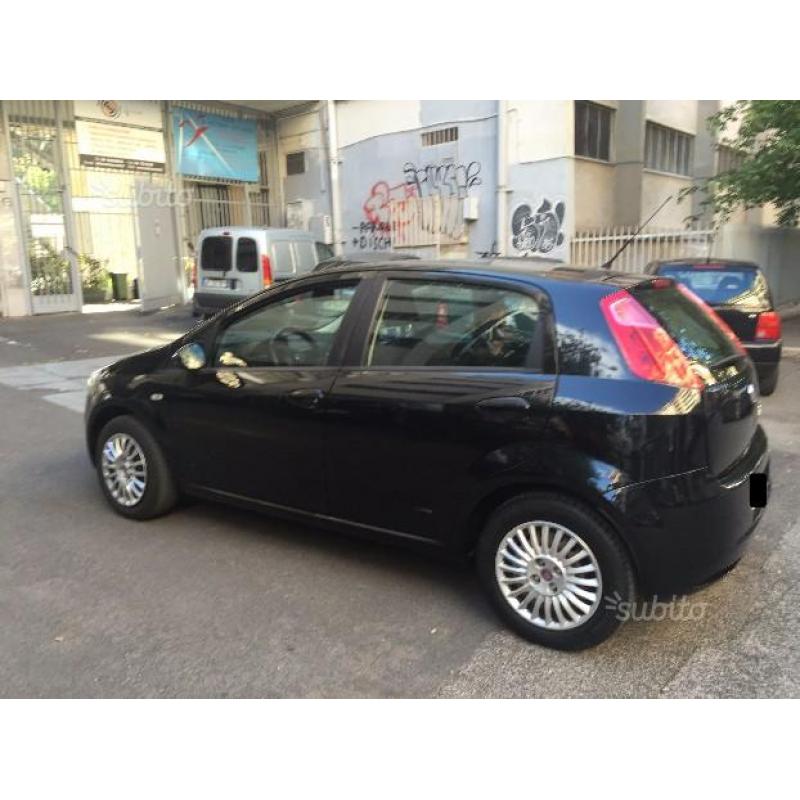 FIAT Grande Punto-multijet - 2009