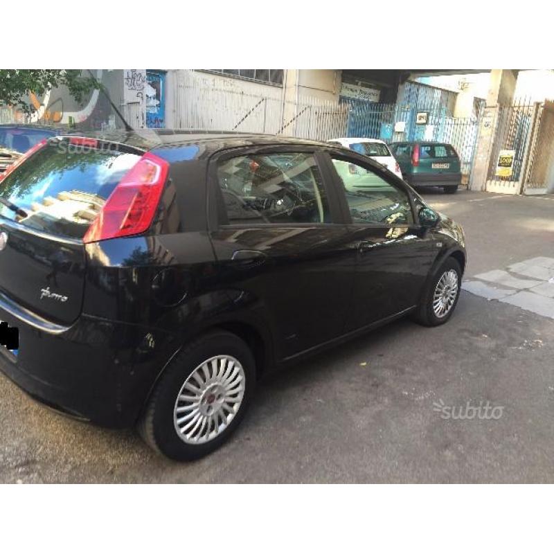 FIAT Grande Punto-multijet - 2009