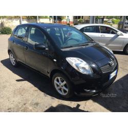 Toyota yaris 1.0