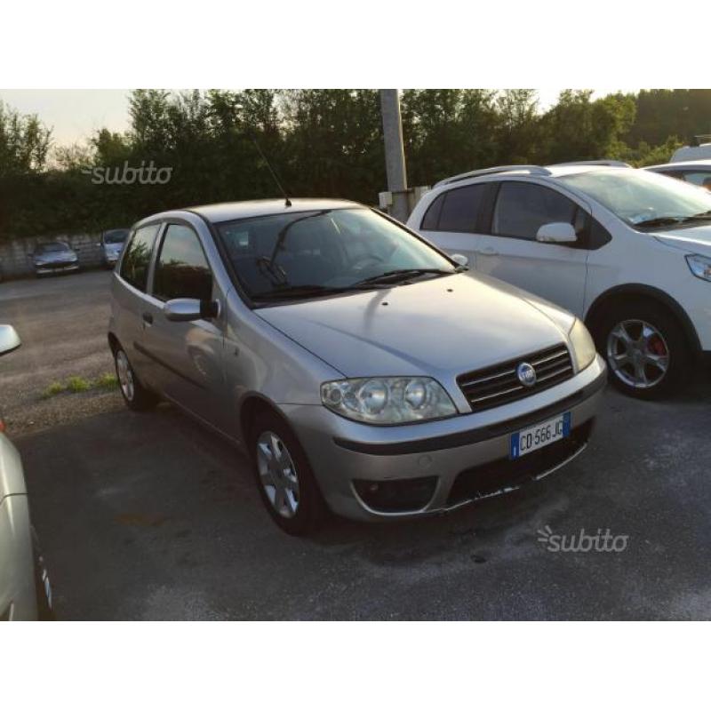 Fiat punto 1.3 mtj neopatentati ok