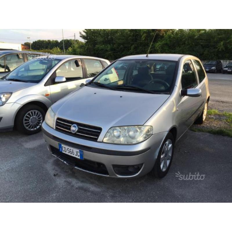 Fiat punto 1.3 mtj neopatentati ok