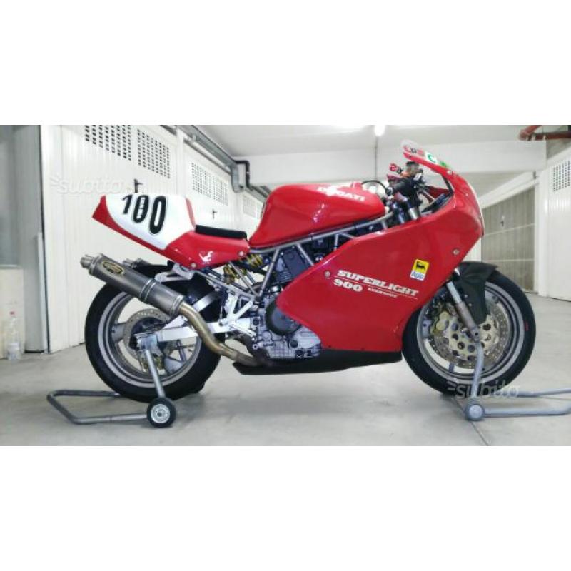 Ducati 900ss