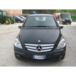 MERCEDES-BENZ B 200 CDI KM 187484 ANNO