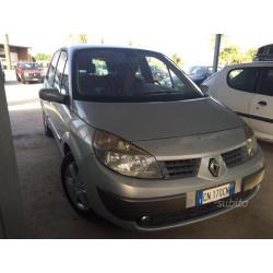 RENAULT SCENIC 1.9 dci - 2004