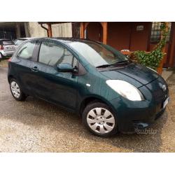 Toyota Yaris 1.0 3P. Sol (GARANTITA-KM 130000)