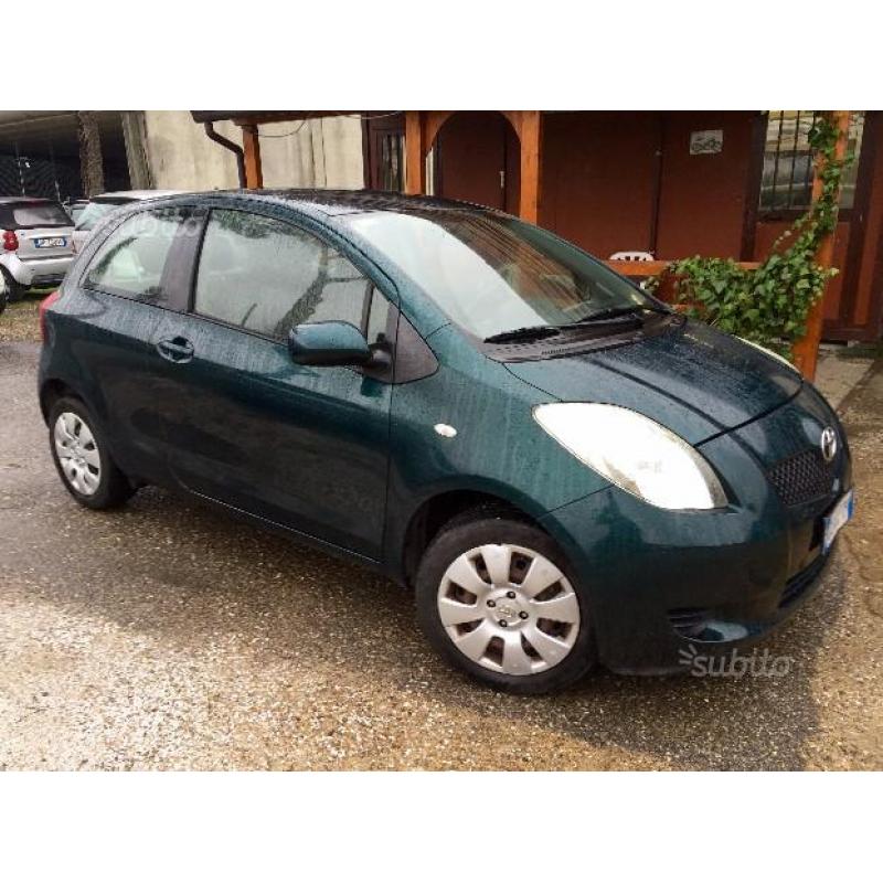 Toyota Yaris 1.0 3P. Sol (GARANTITA-KM 130000)