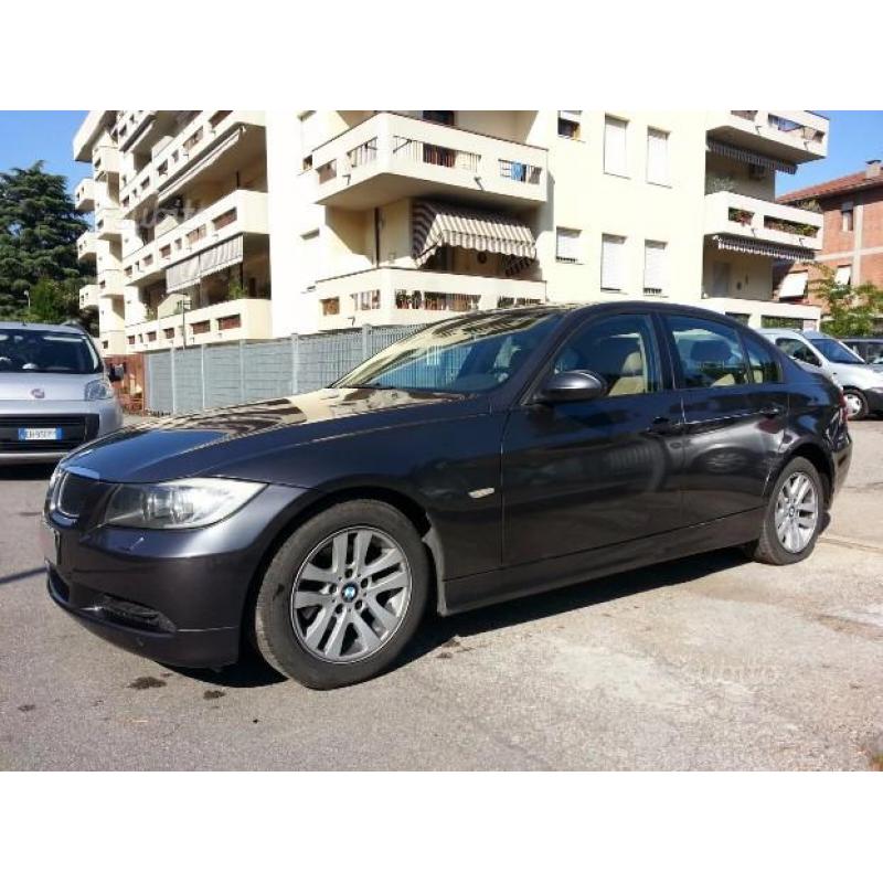 BMW 320 - 2005 - 2.0 METANO (Garanzia 12 mesi)