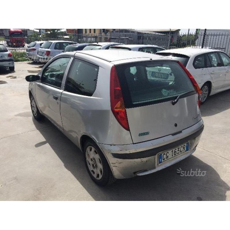 FIAT Punto 1.2 - Adatta per neopatentati