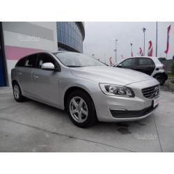 VOLVO V60 D2 1.6 Powershift Business