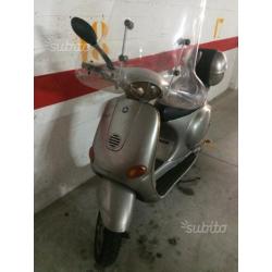 Vespa 125