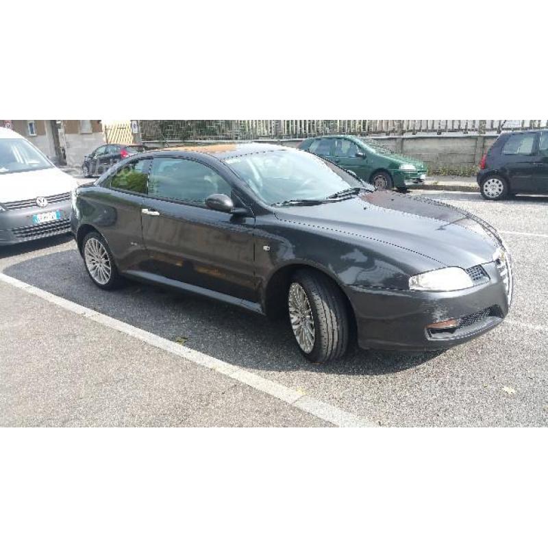 ALFA ROMEO GT - 1.9mjt 150cv