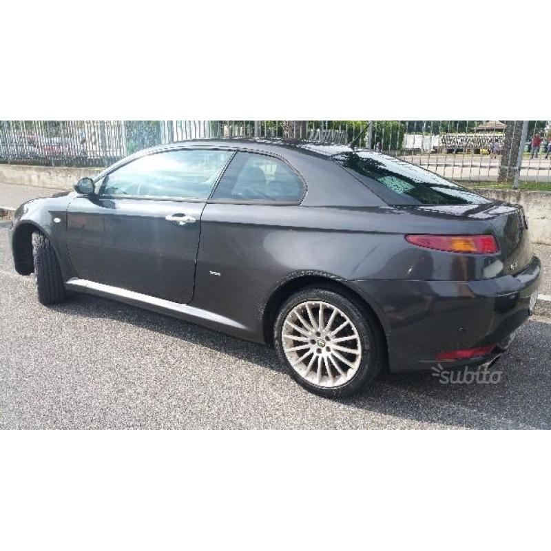 ALFA ROMEO GT - 1.9mjt 150cv