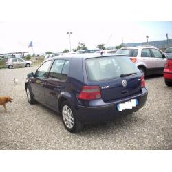 VOLKSWAGEN Golf 4ª serie 1.9 tdi - 2003