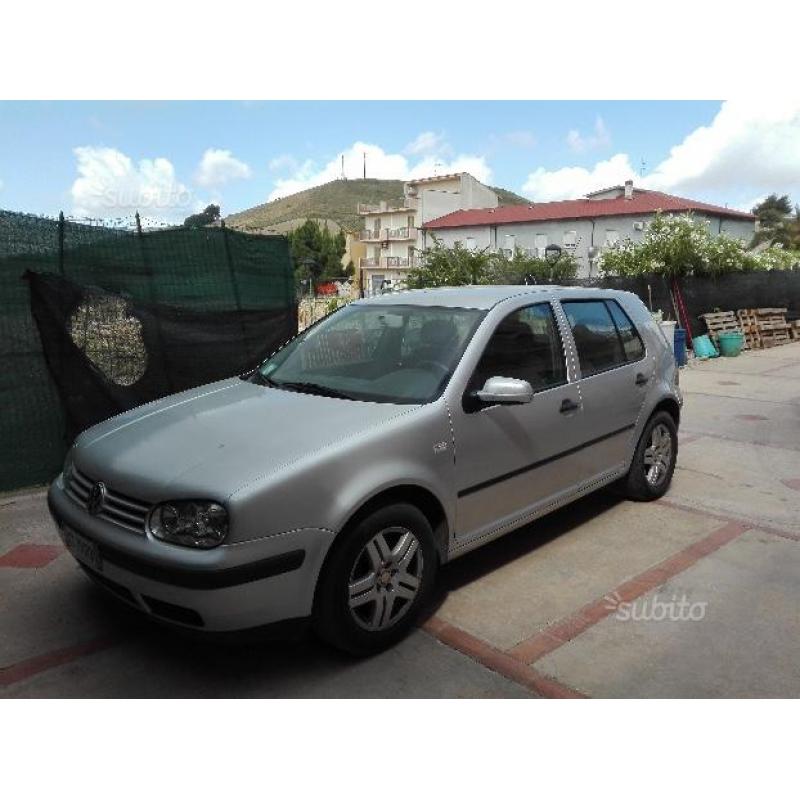 VOLKSWAGEN Golf 4ª serie - 1,9 TDI 101 CV