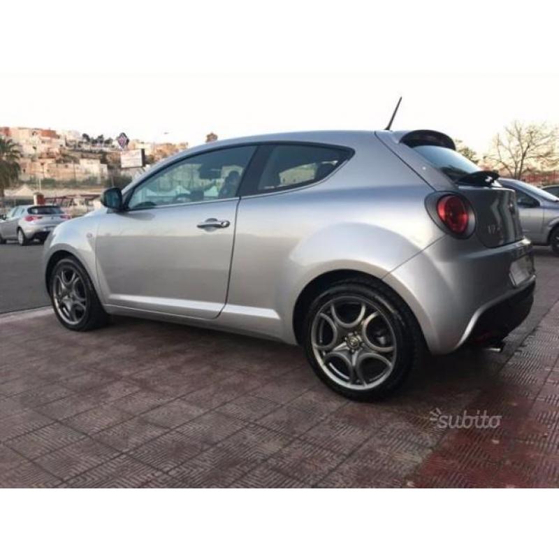 ALFA ROMEO MiTo 1.4 T Distinctive Sport Pack 2010