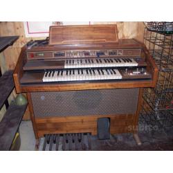 Organo elettrico farfisa