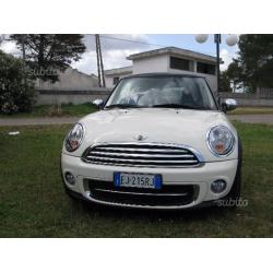 MINI Mini (R56) - 2011