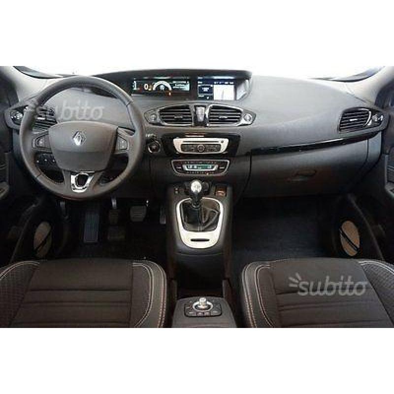 Ricambi renault scenic 2011/2015