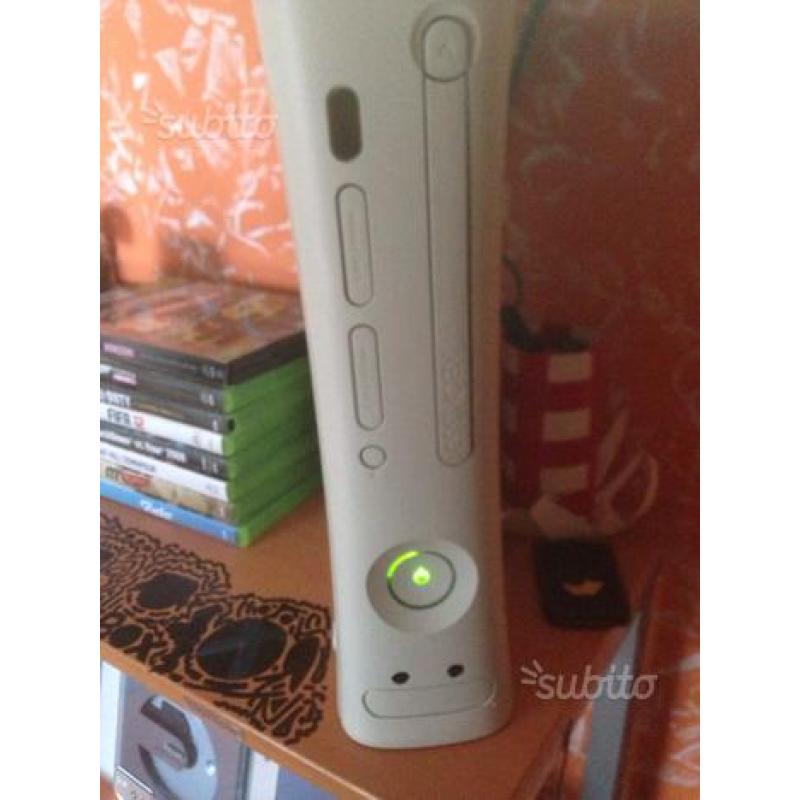 Xbox 360 + 8 giochi + wii + 2 giochi