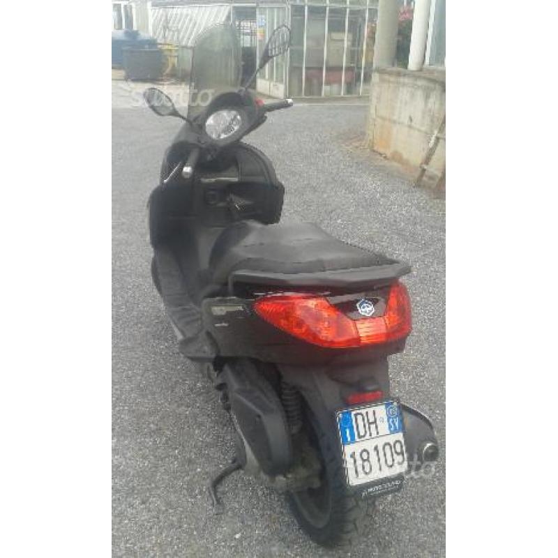 Piaggio X7 250 - 2008