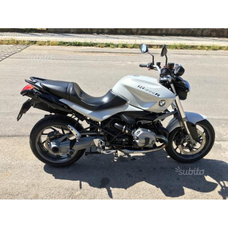 Bmw r 1200 r nuovissima valuto permute