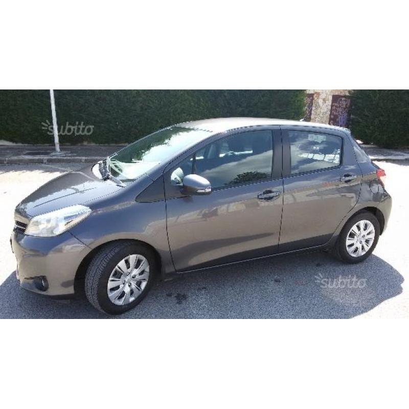 TOYOTA Yaris 3ª serie - 2013