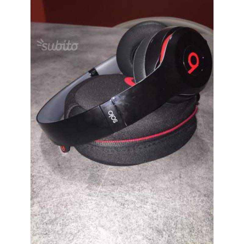 Cuffie beats solo2 wireless