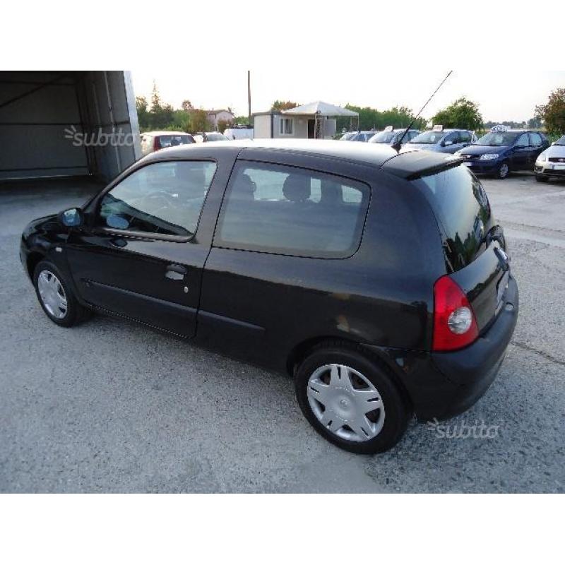 RENAULT Clio 1.2 Benzina IDEALE PER NEOPATENTATI