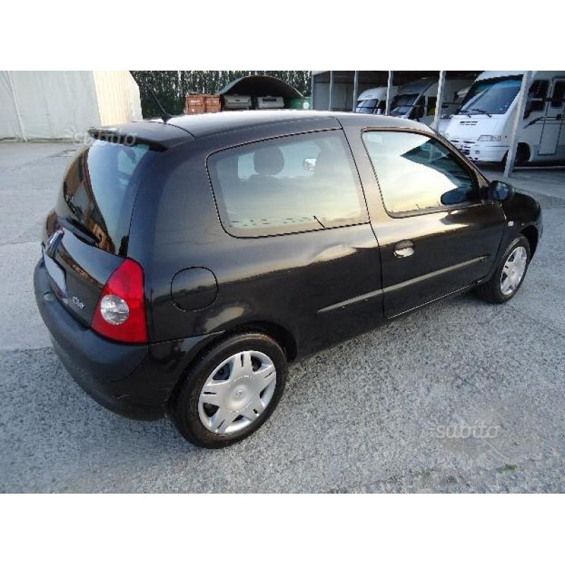 RENAULT Clio 1.2 Benzina IDEALE PER NEOPATENTATI