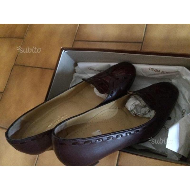 Scarpe pelle bordeaux praticamente nuove