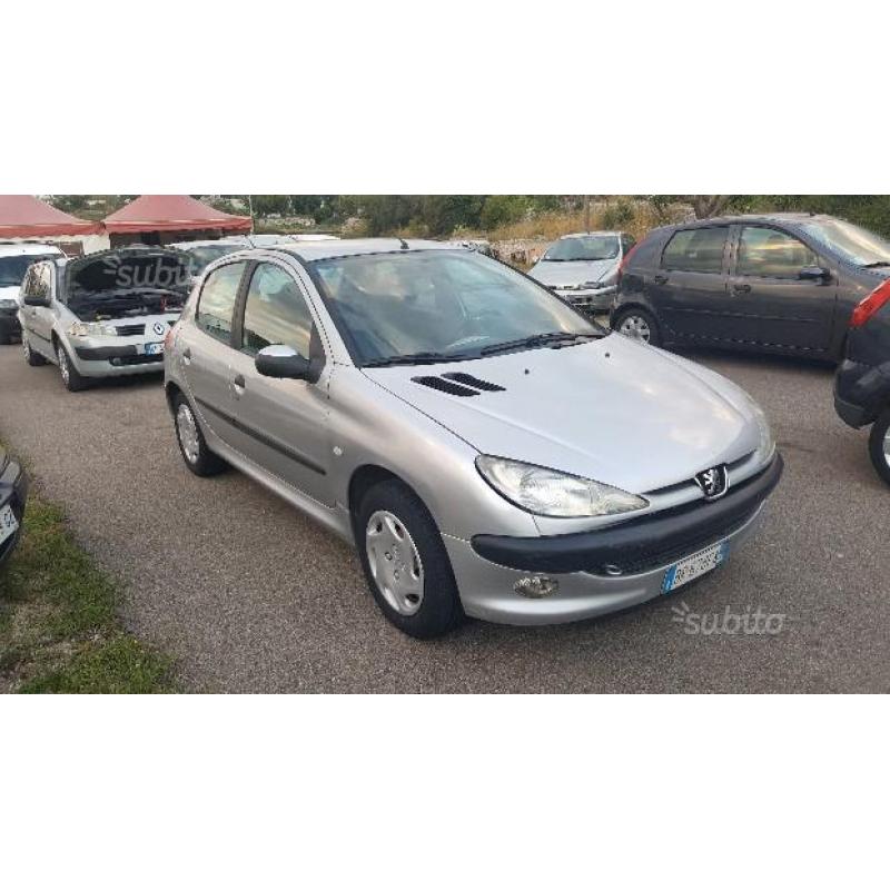 Peugeot 206 - 2002