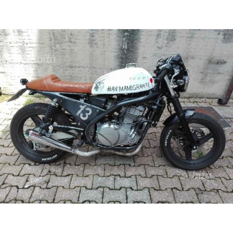 Special Kawasaki - Cafe Racer - Brat Style