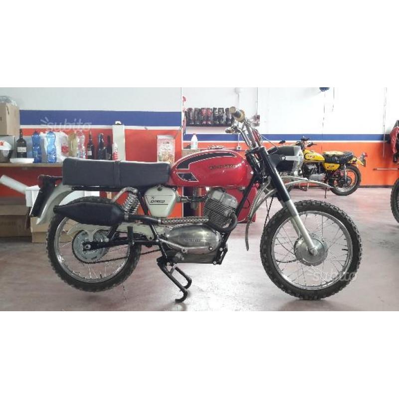 Moto Guzzi Stornello Scrambler 125 - Anni 60