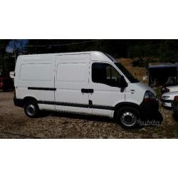 Furgone renault master