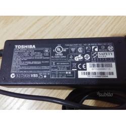 Caricabatteria originale Toshiba