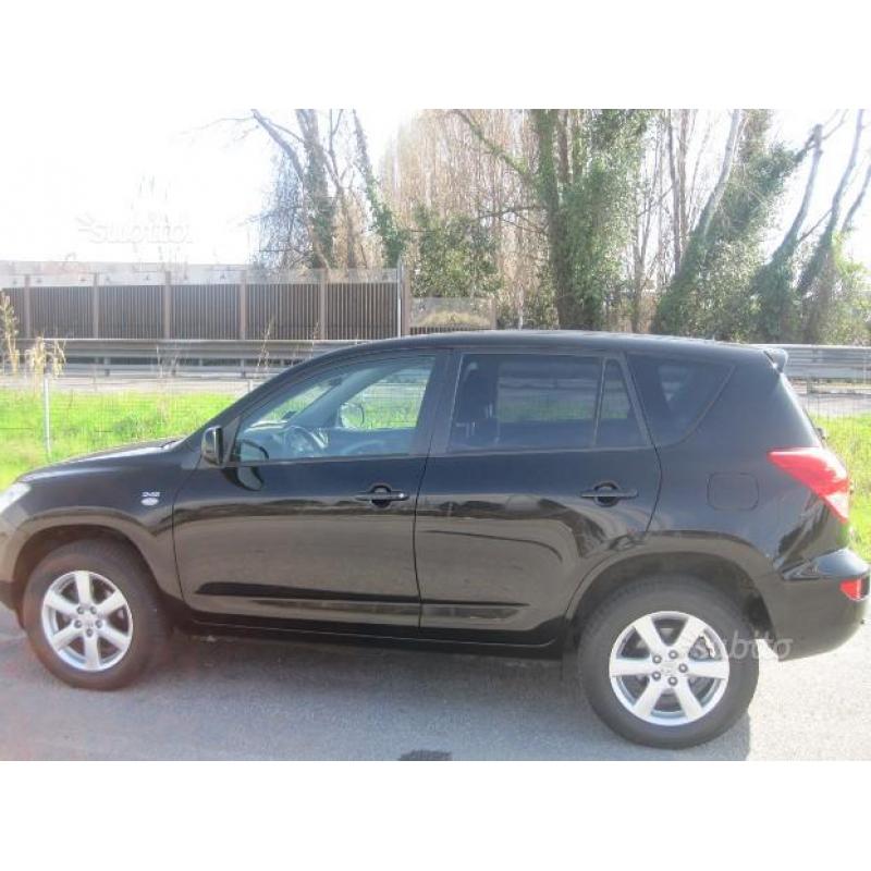 TOYOTA RAV4 3ª serie - 2008