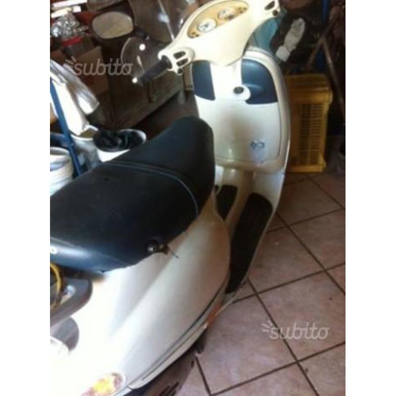 Piaggio Vespa 150 ET4 - 2000