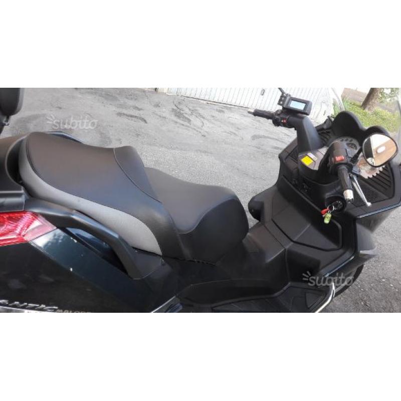 Aprilia Atlantic 2004 km. 13000