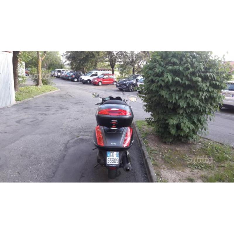 Aprilia Atlantic 2004 km. 13000