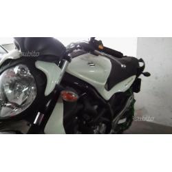 Suzuki SFV Gladius 650 - 2012