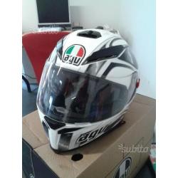 Casco moto AGV