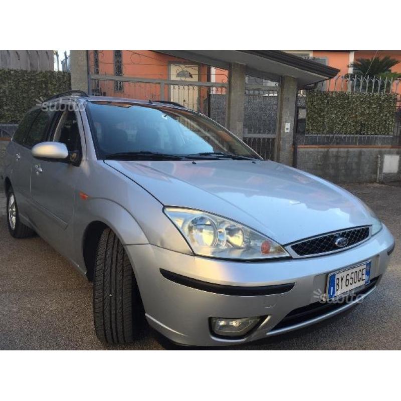 FORD Focus STATION 1.8 TDCI GHIA FULL NUOVA 2002