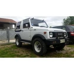 Suzuki Samurai