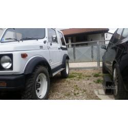 Suzuki Samurai