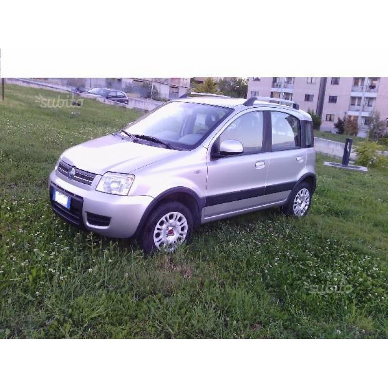 FIAT Panda 4x4 metano scambi permute