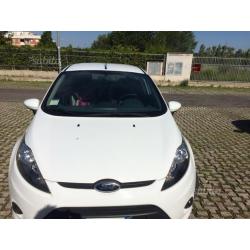 Ford fiesta 1.6 tdci 95 cv - 2011